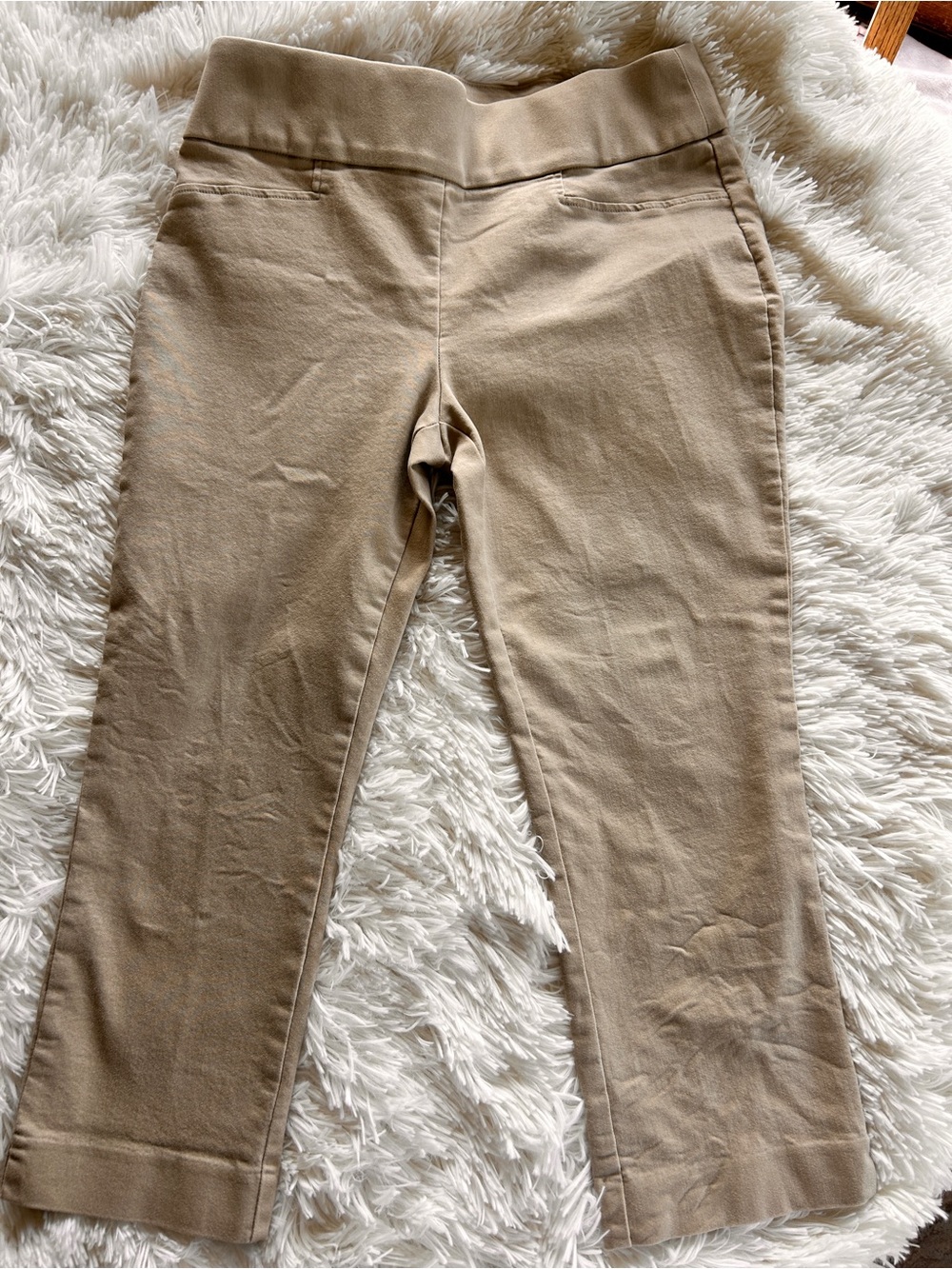 St John’s Bay Capri’s - Size 10